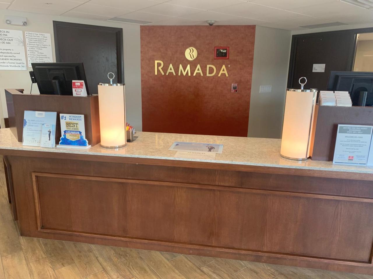 Ramada By Wyndham Minneapolis Golden Valley Экстерьер фото